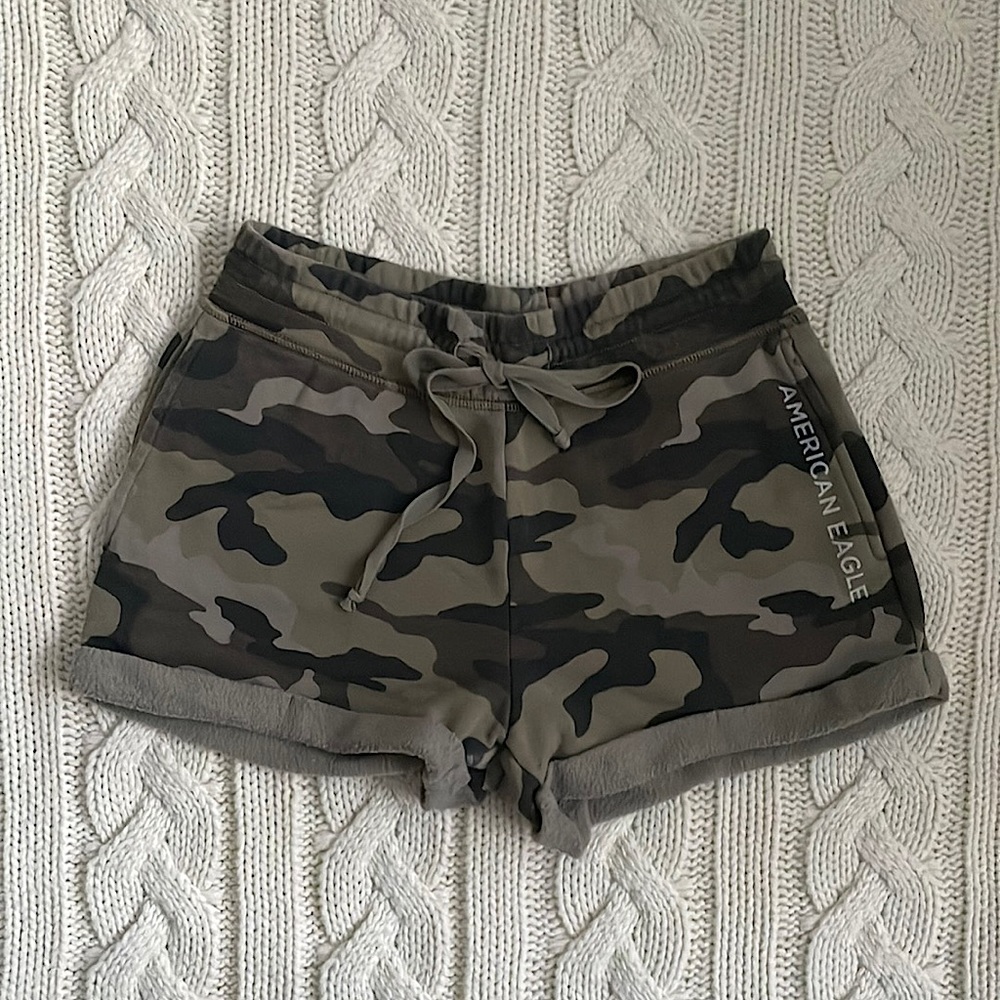 ⚡️3 for $20⚡️ American Eagle Camo Short Shorts